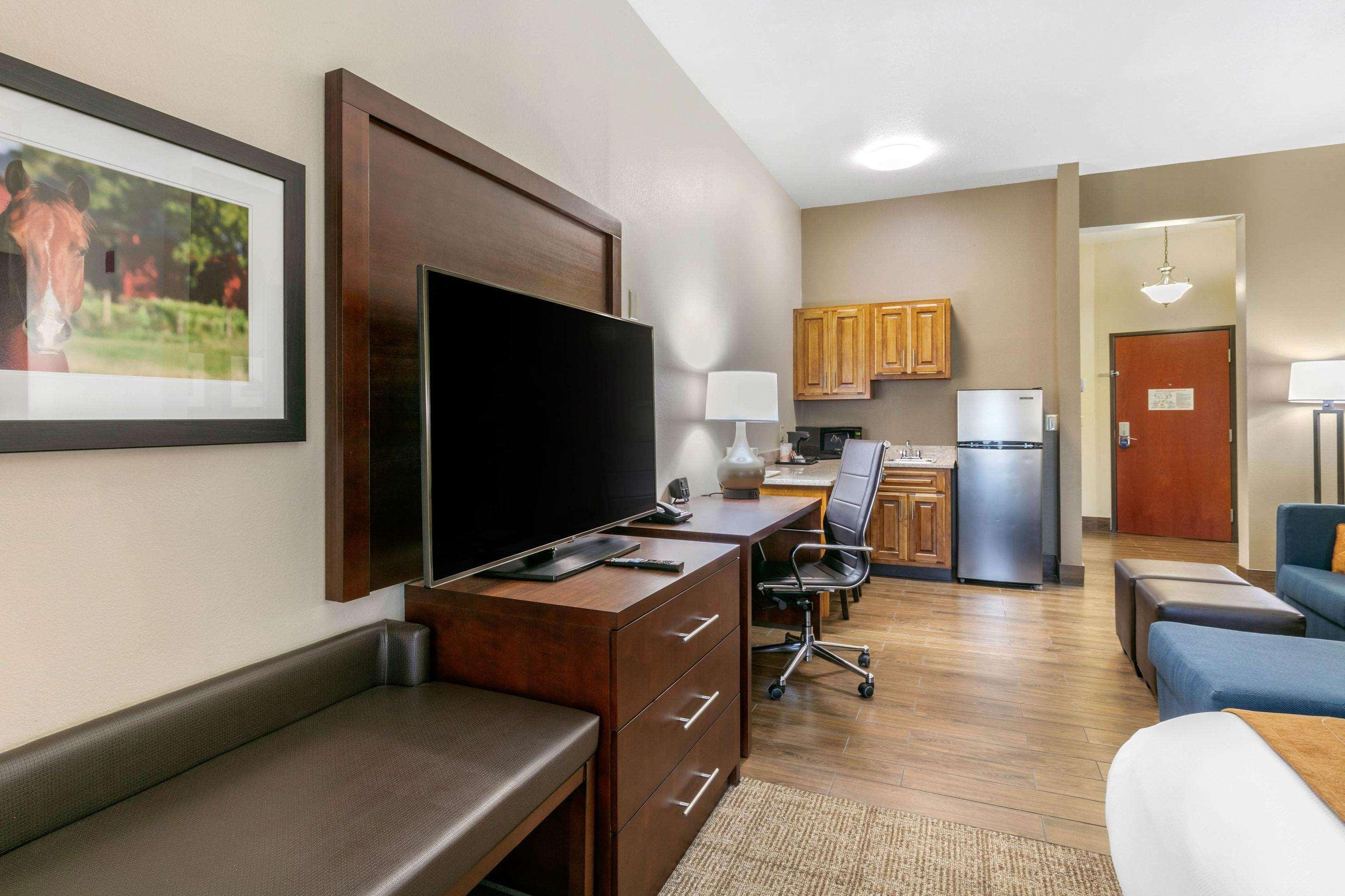 Comfort Suites Hopkinsville Near Fort Campbell Екстериор снимка