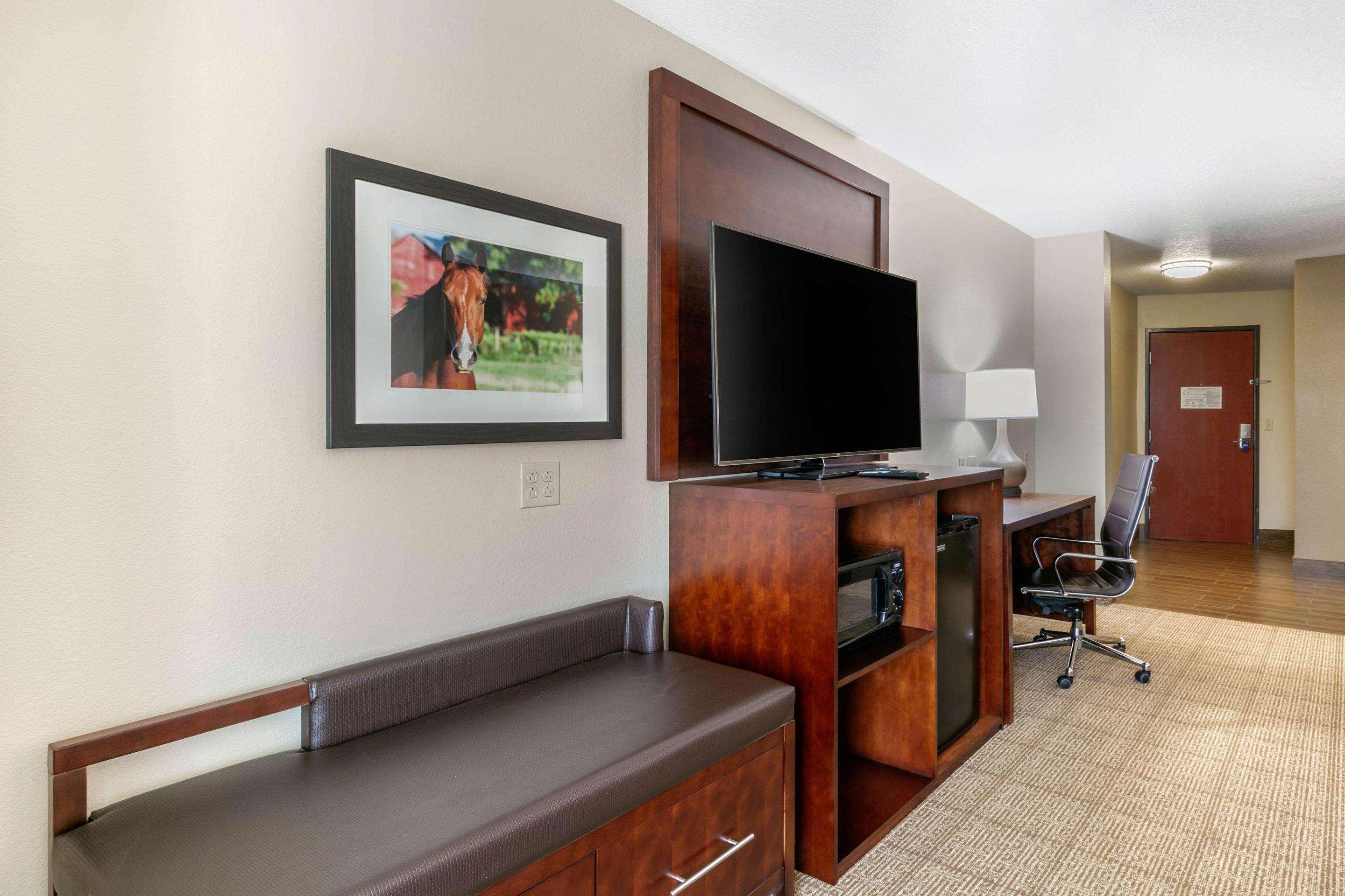 Comfort Suites Hopkinsville Near Fort Campbell Екстериор снимка